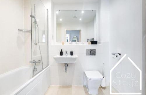 Birmingham City Centre Appartement | The Games Room in City Centre with 2 prvt parking spaces