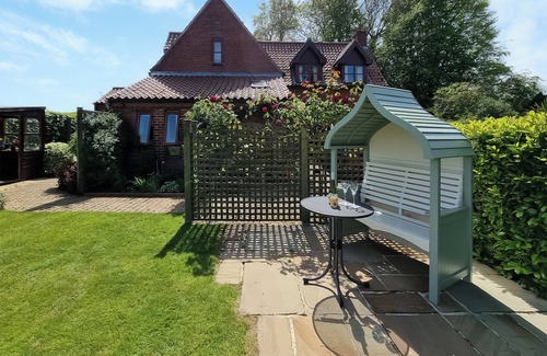 Neatishead Cottage | THE GARDEN APARTMENT - 28342