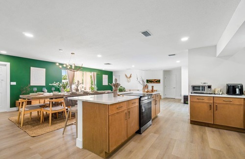 Palm Beach - West Palm Beach Maison | The Garden of Eden | Beautiful Villa w/ Pool & Game Room