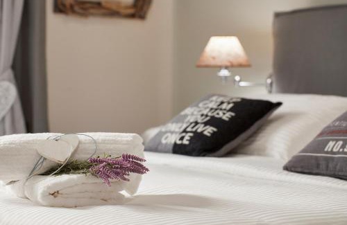 Xylokastron Hôtel | The Gardens Gallery Hotel
