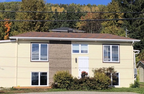 Gaspe Appartement | The Gaspé Bay villa near Forillion Park