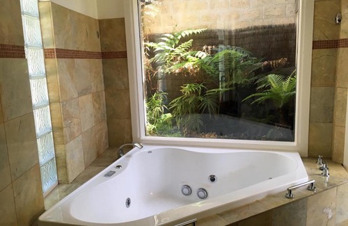 Yering Appartement | The Gatehouse at Villa Raedward