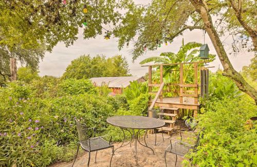 Brenham Maison | The Gathering Place Brenham Home on 6 Acres