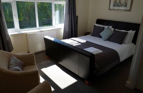 Ripley Hôtel | The George Carvery & Hotel