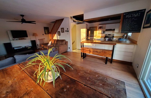 Trent Lakes Cottage | The Getaway on Greens Lake - Relaxing 4 season cottage in the Kawarthas