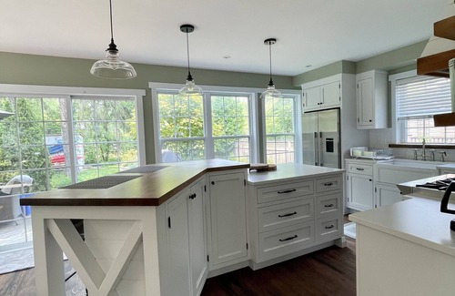 Innisfil Maison | The Gingerbread Guest House