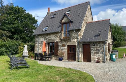 Beauficel Maison | The Gingerbread House Cottage