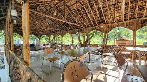 Talala Station Balnéaire | The Gir View Resort