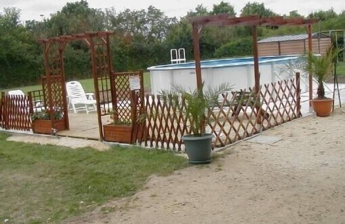 Doue-en-Anjou Cottage | Le gite du bois fleuri 49700 saint-georges-sur-layon