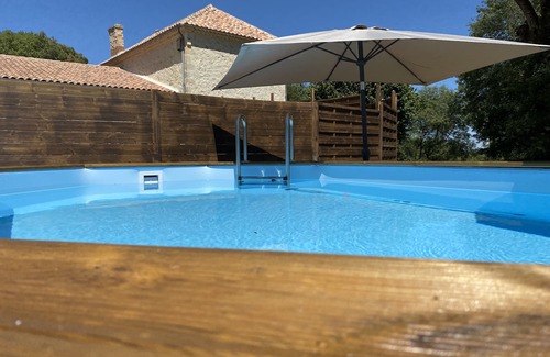 Montreal Maison | The Gîte Pouget is located 2km from the medieval village of Montréal du Gers.
