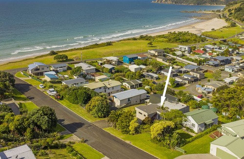 Kuaotunu Cottage | The Glass House - Kuaotunu Holiday Home, RINGS BEACH