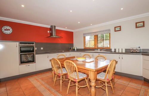 Invergordon Cottage | THE GLEBE, Animaux domestiques, avec feu ouvert à Invergordon, Ref 996054
