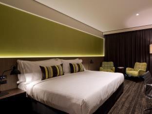 Eight Mile Plains Hôtel | The Glen Hotel and Suites