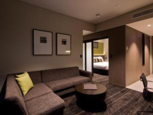 Eight Mile Plains Hôtel | The Glen Hotel and Suites