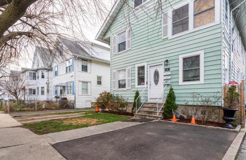 Cove - East Side - Shippan Appartement | The Gold Room near downtown trains fast wifi