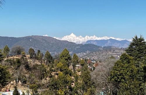 Champawat Hôtel | The Golden Leaves Cafe And Cottages