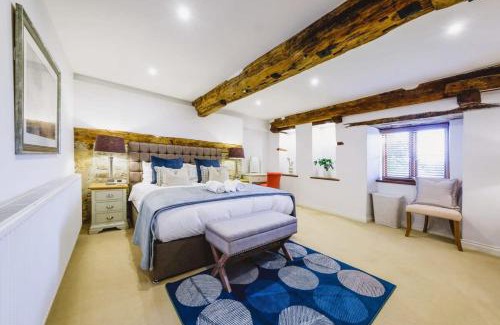 Little Stoke Maison | The Granary- Hopewell