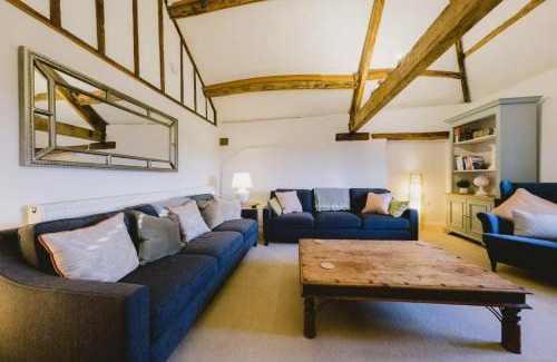 Little Stoke Maison | The Granary- Hopewell