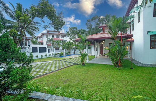Pannipitiya Maison | The Grand Bliss, Kottawa, 3-bedroom villa with AC, WiFi, Private Pool, and Gym