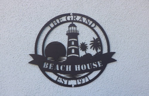 Belmont Heights Maison | "The Grand".Full Ocean and Catalina Views.4 Bedrooms/4 Bathrooms/2500sqft