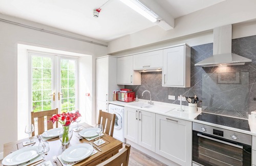 Taynuilt Cottage | The Grand Gathering - une maison qui peut accueillir 18 personnes dans 7 chambres