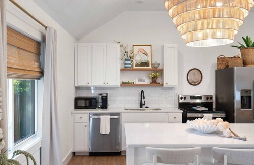 West Ashley Maison | The Grand Villa 10 mins from Downtown Charleston
