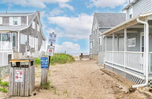 Wells Beach Maison | The Granite Harbor