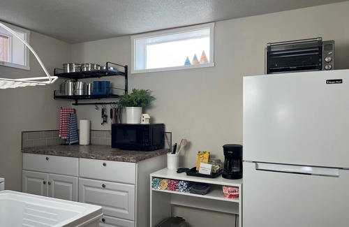 Twin Falls Maison | The Great Indoors! King, Bunk, Tent & S'mores!