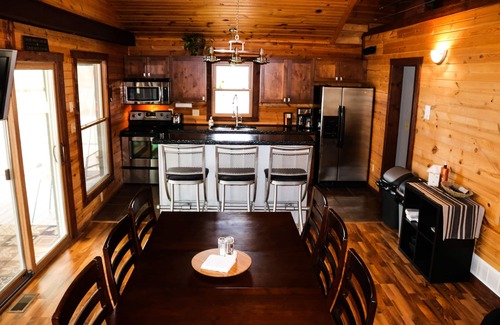 Alma Maison | The Retreat Great River sur backwaters Mississippi: vue, moderne et paisible !!