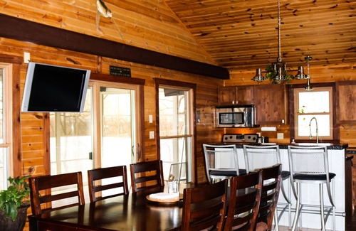 Alma Maison | The Retreat Great River sur backwaters Mississippi: vue, moderne et paisible !!