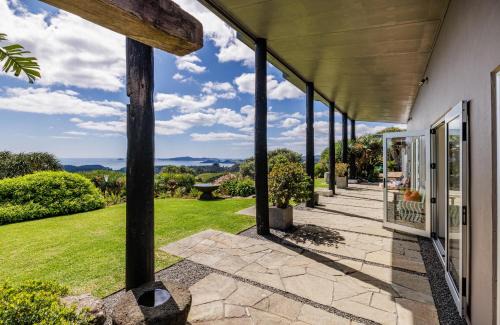 Wainui Maison | The Green House - Bay of Islands Holiday Home