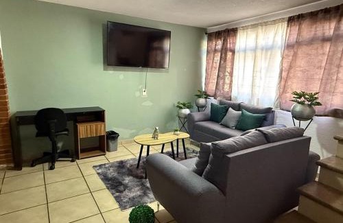 Santa Fe de la Laguna Maison | The Green House