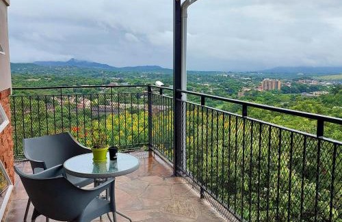 Nelspruit Maison | The Green Lizard Guesthouse