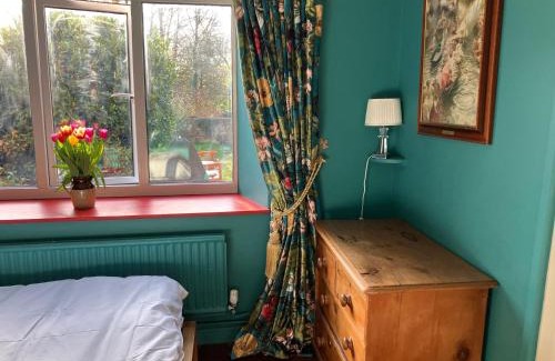 Radstock Maison | The Green Room in Kilmersdon