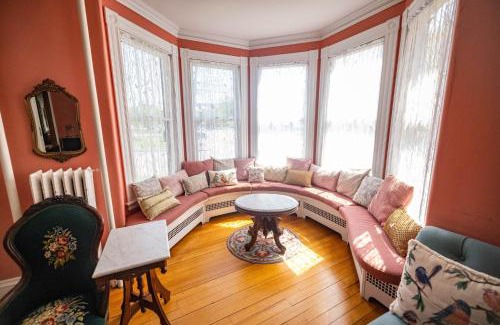 Southern Coast Maison | The Gregory House - A Maine Victorian Mansion