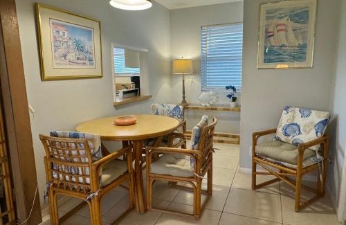 Delray Beach Appartement | The Grove Beach Condominiums