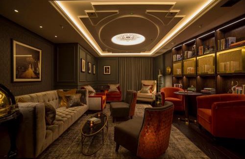 Westminster Hôtel | The Guardsman - Preferred Hotels and Resorts