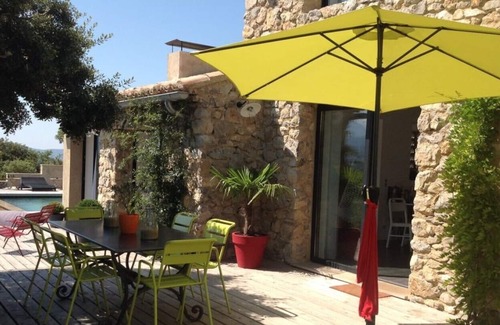 Puymeras Maison | The Guest House Getaway - In Provence
