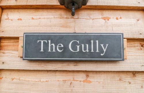 Sherborne Maison | The Gully