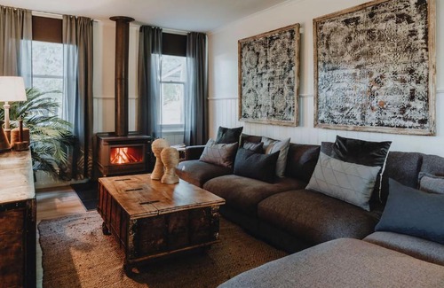 Korweinguboora Maison | The Gums - Daylesford Region