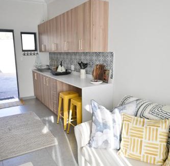 Middelburg Appartement | The Halfway Homestead