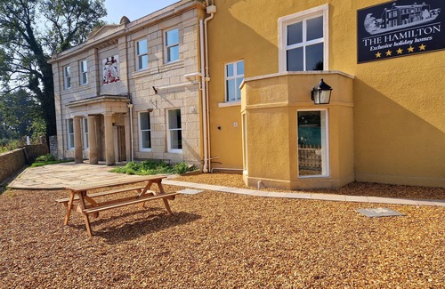Knott End-on-Sea Appartement | The Hamilton Luxury Apartments - Lord William Suite