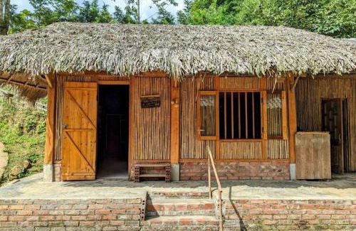 Sa Pa Chalet De Ski | The Happy Happy Bungalow of Happiness!