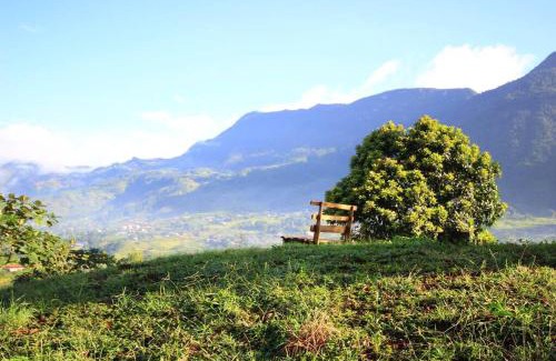 Sa Pa Chalet De Ski | The Happy Happy Bungalow of Happiness!