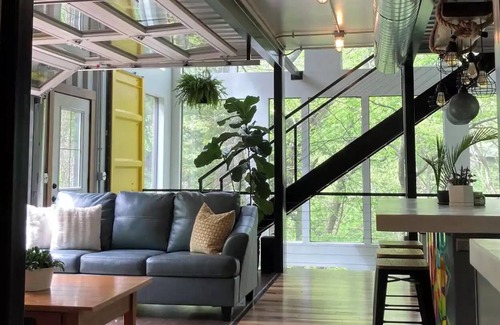 Fort Calhoun Maison | The Harmony House Container Home In The Woods