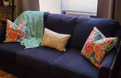 Guthrie Maison | The Harrison House // Pets Welcome // WIFI