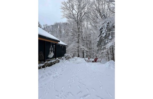 Harrisville Maison | The Harrisville Ranch - Monadnock Region Getaway!