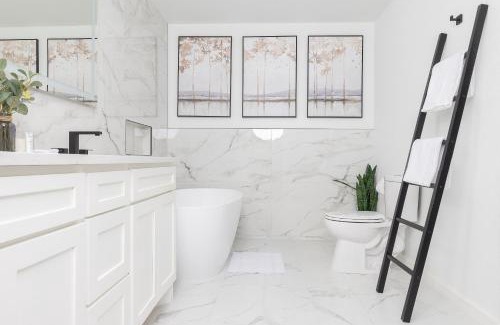 North San Antonio - SAT Maison | The Haven at Castle Hills 5 Bedroom Retreat San Antonio