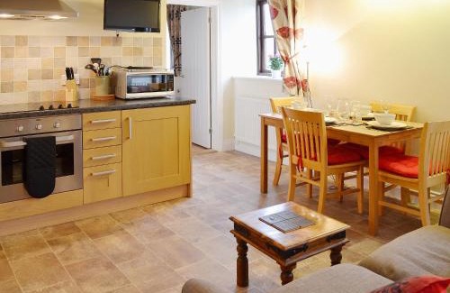 Rochester Maison | The Haybarn