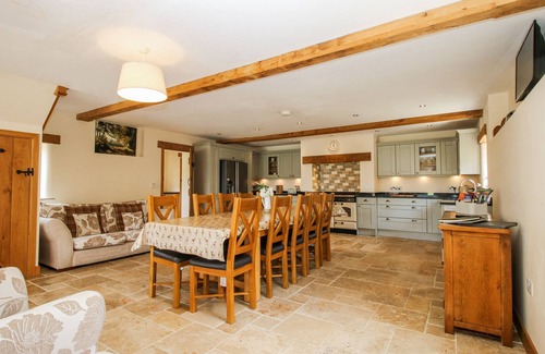 Tirabad Cottage | Le Hayloft, BLEDDFA